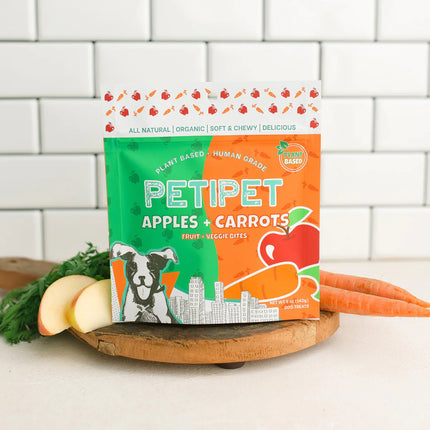 Petipet Soft Fruit treats Apples & Carrots 5oz