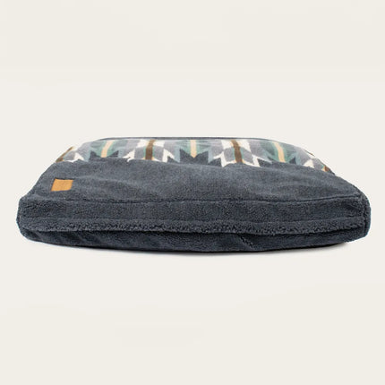 Pendleton Berber Pet Napper - Wyeth Trail Oxford