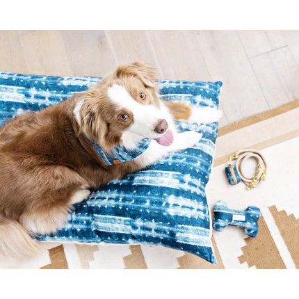 The Foggy Dog Bed - Indigo Mud Cloth Pattern