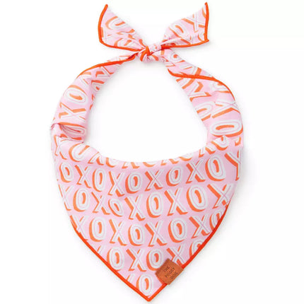 The Foggy Dog Bandana - Hugs and Kisses